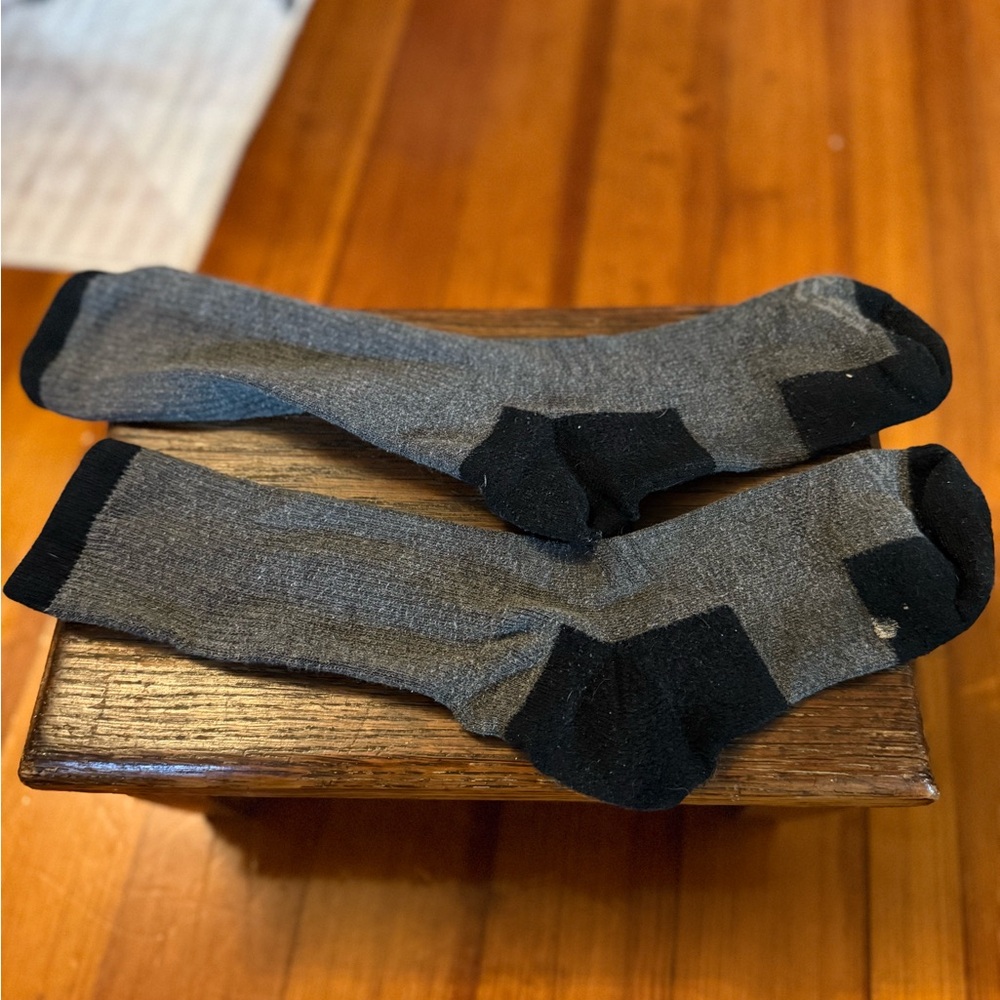Very nice warm tall gray socks